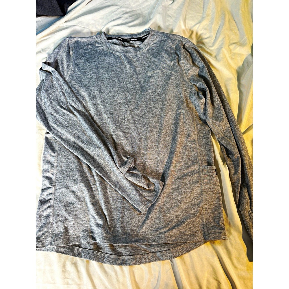 Nike Running Dri-FIT S Gray Long Sleeve Crew Neck Athletic Fit Tee
